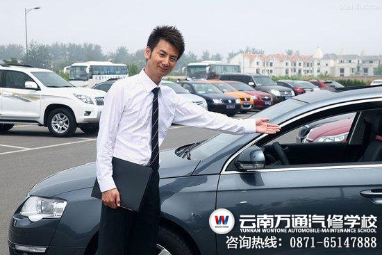 中國(guó)汽車銷售行業(yè)前景分析-云南萬(wàn)通汽修學(xué)校